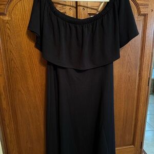 Isaac Mizrahi Black Off-Shoulder Maxi Dress